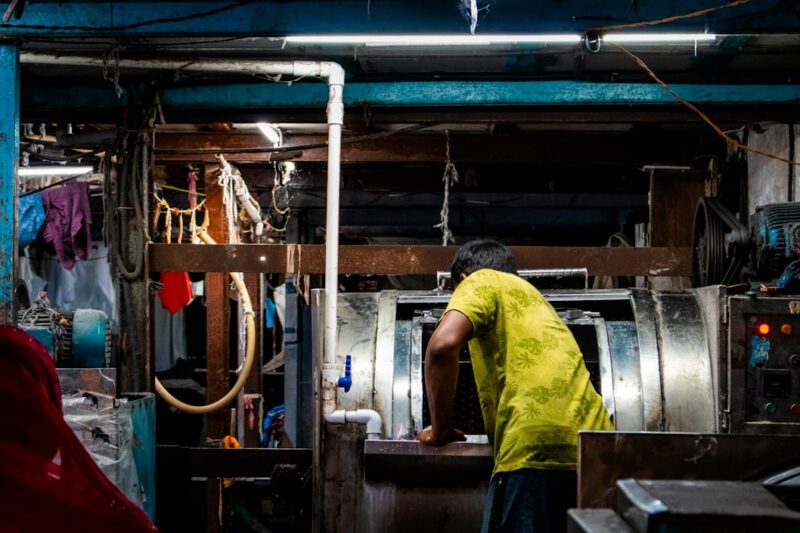 How to Validate Cleaning in Sticky Twin Screw Systems in 2026